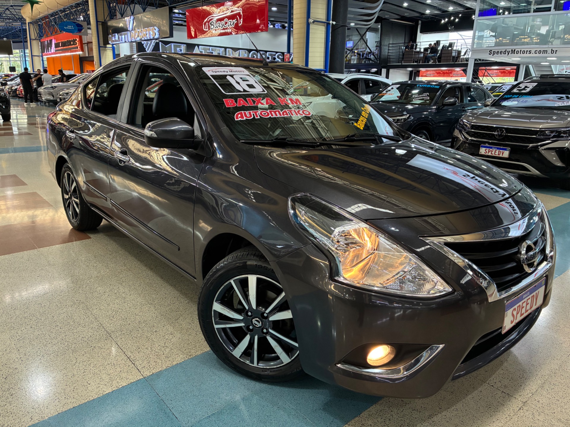 NISSAN VERSA