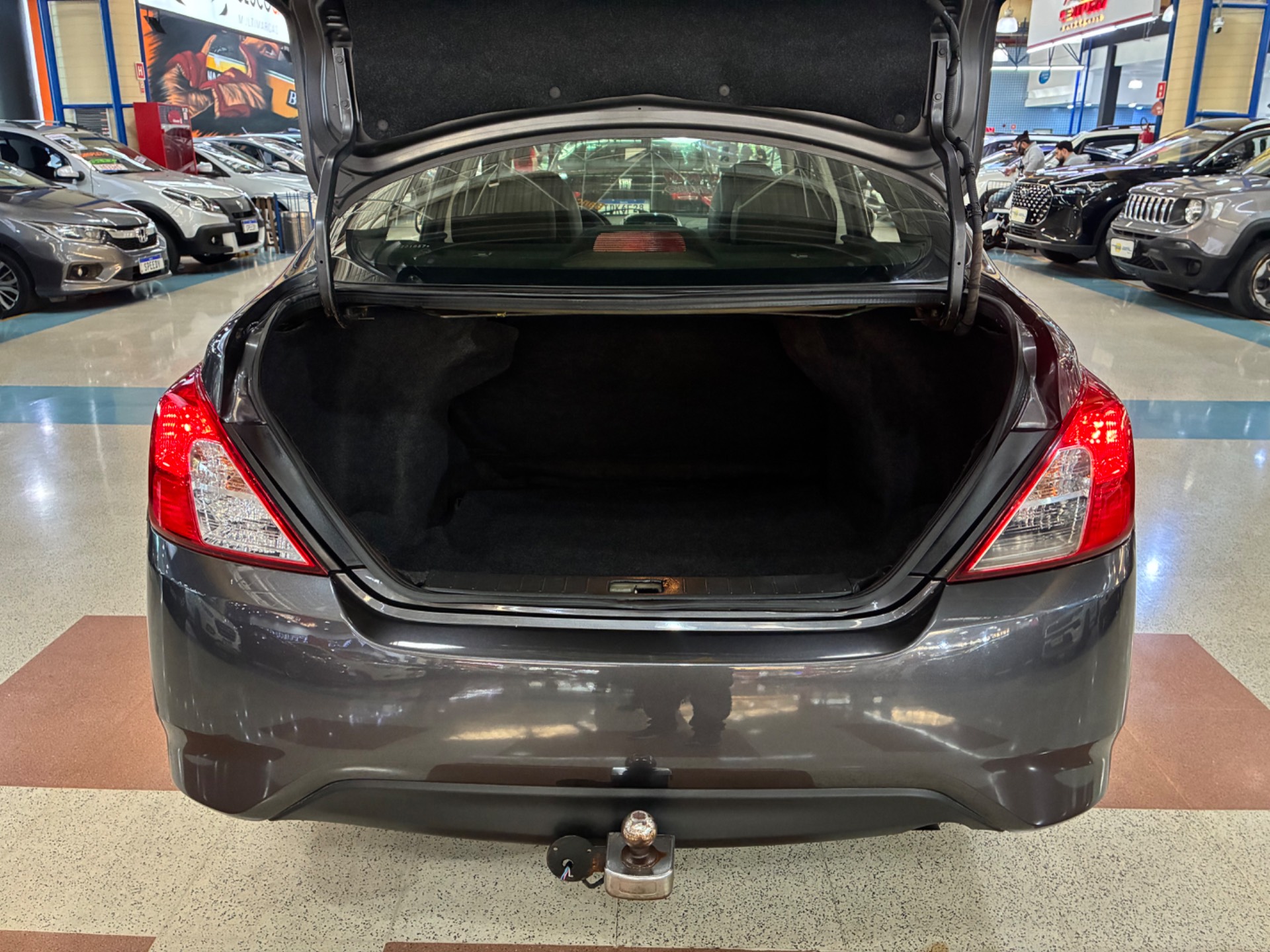 NISSAN VERSA