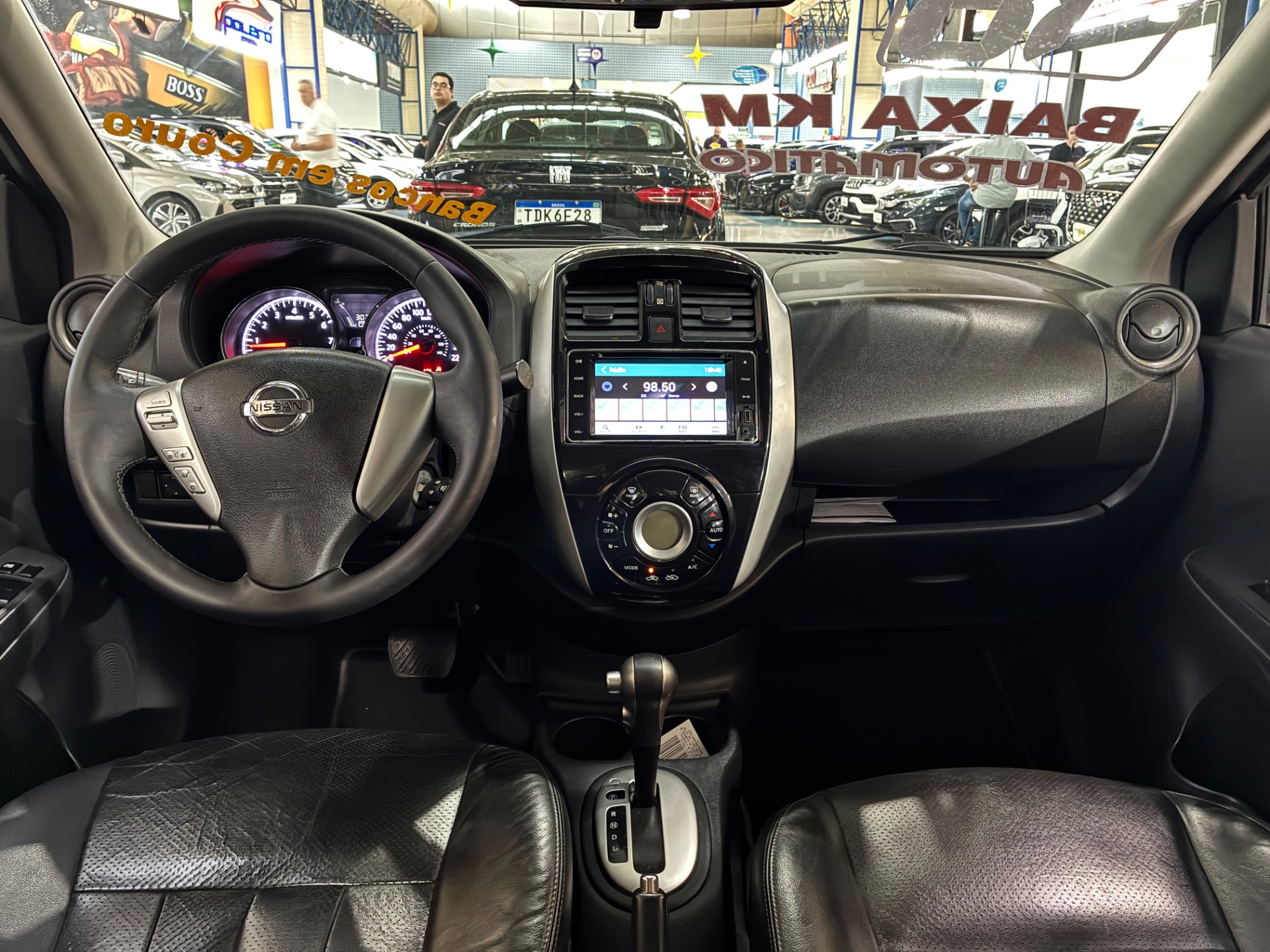 NISSAN VERSA
