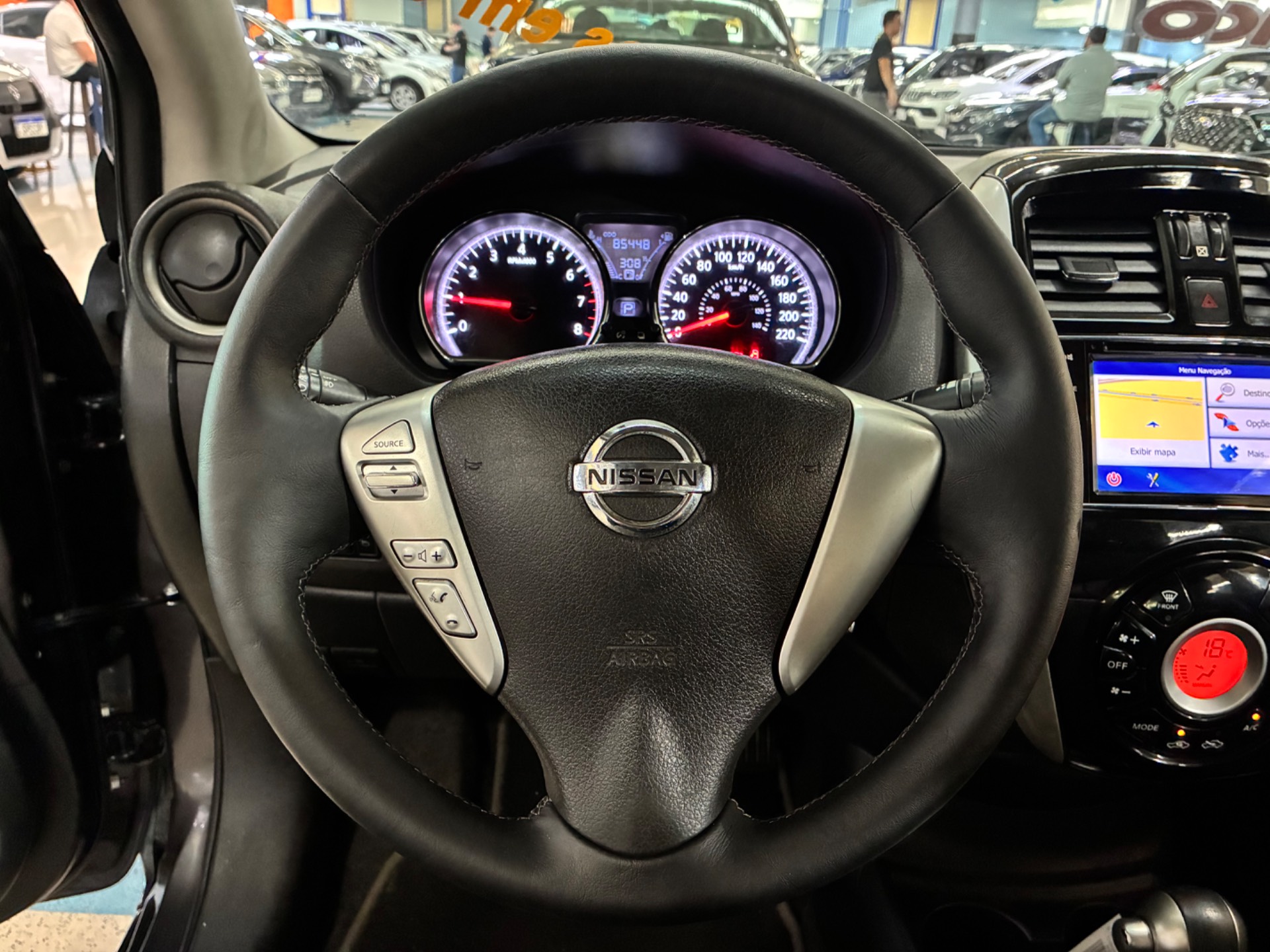 NISSAN VERSA