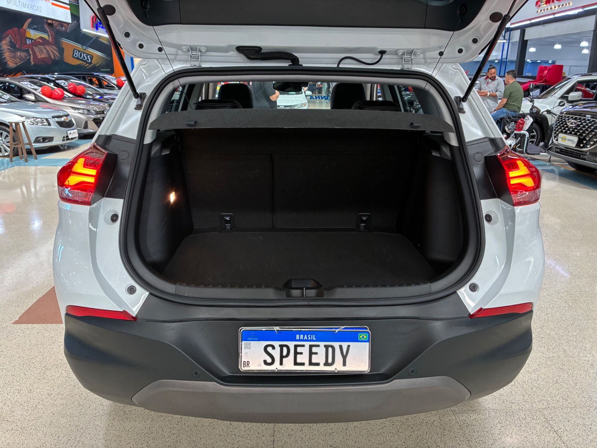 CHEVROLET TRACKER