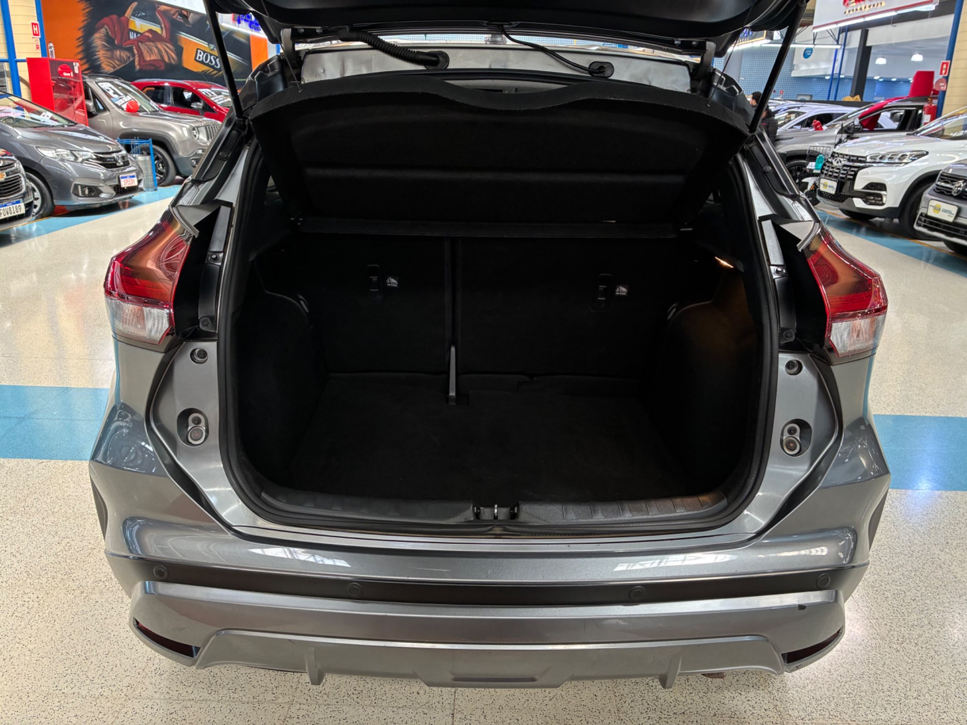 NISSAN KICKS