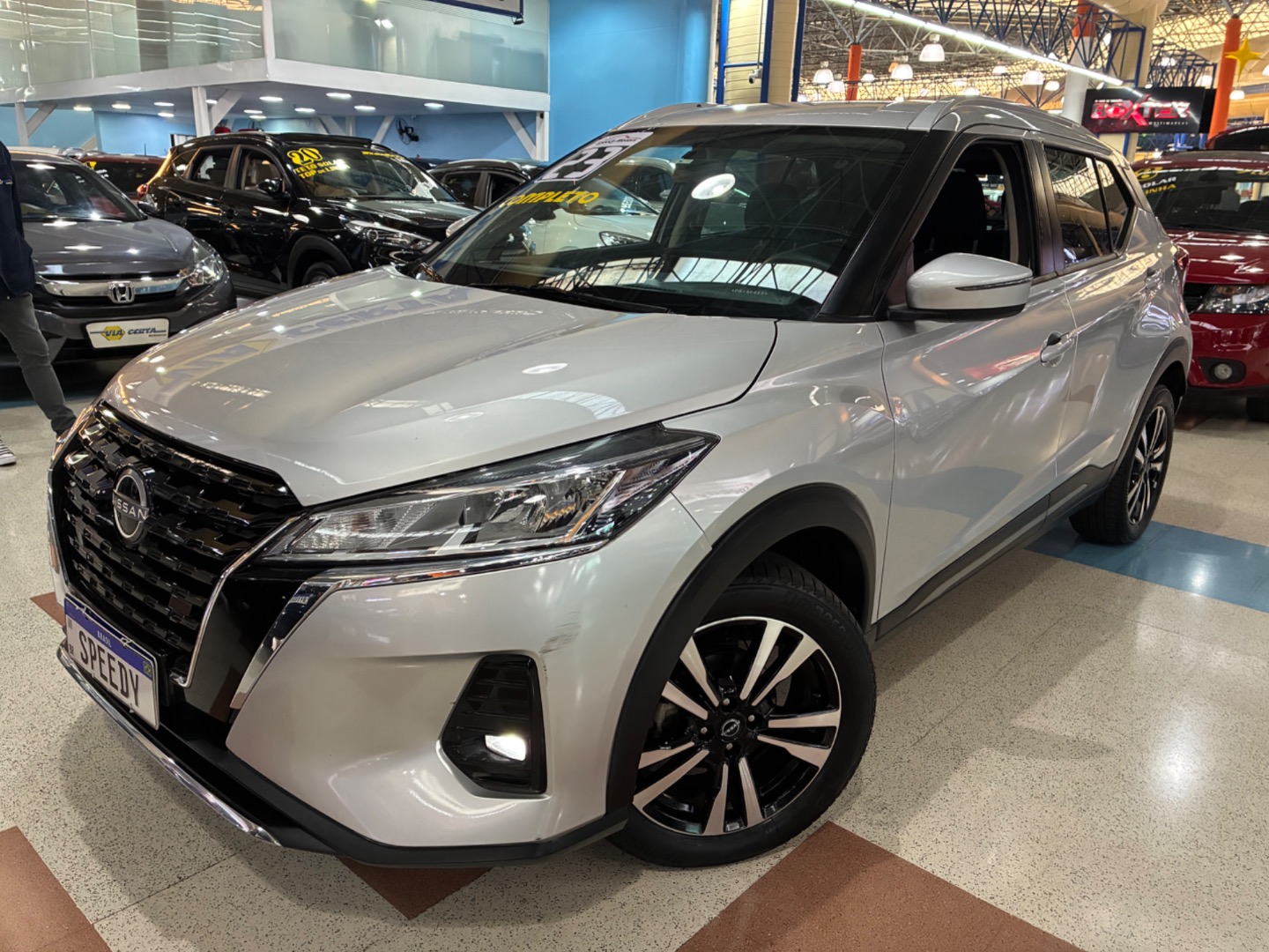 NISSAN KICKS