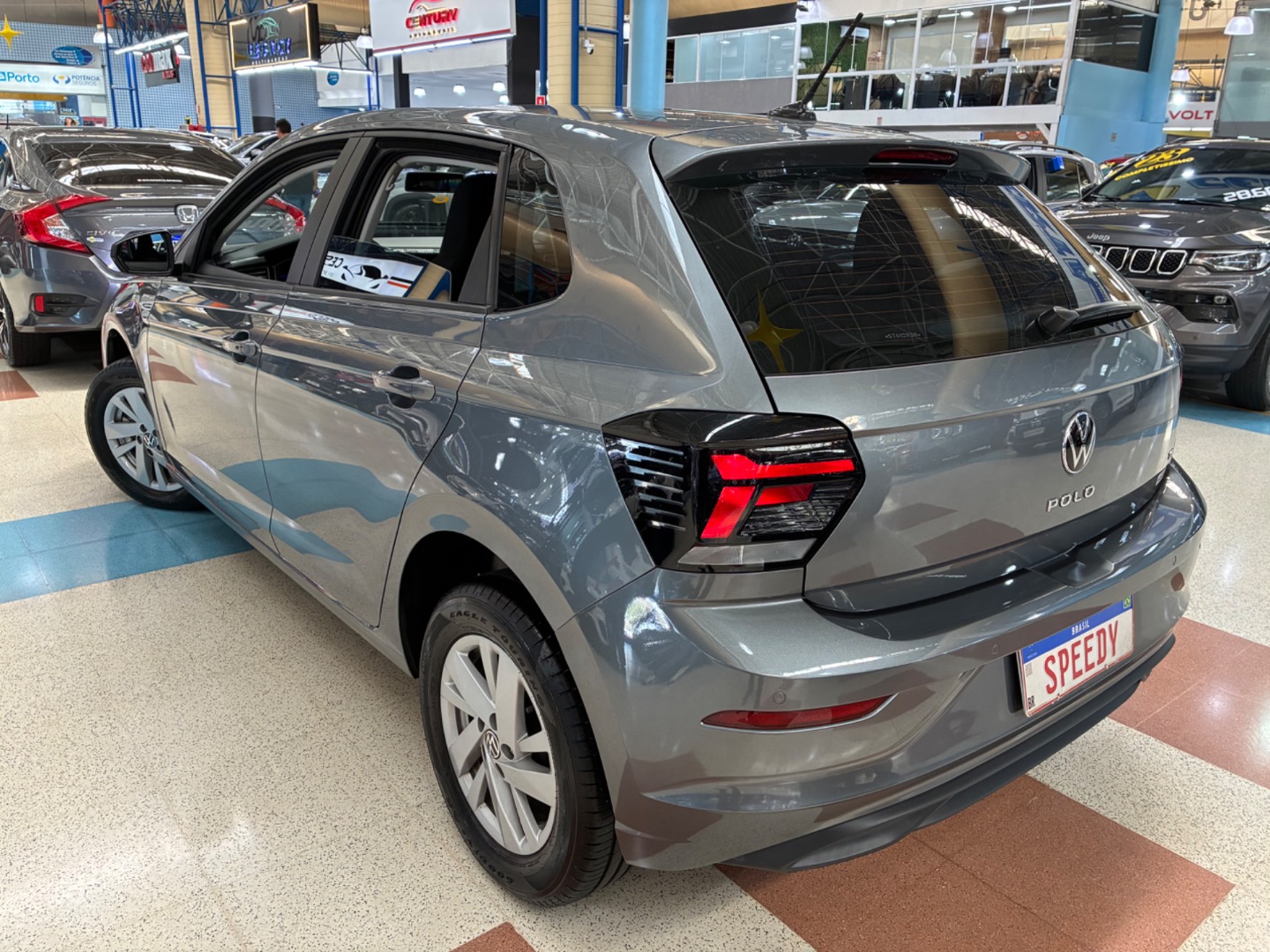 VOLKSWAGEN POLO
