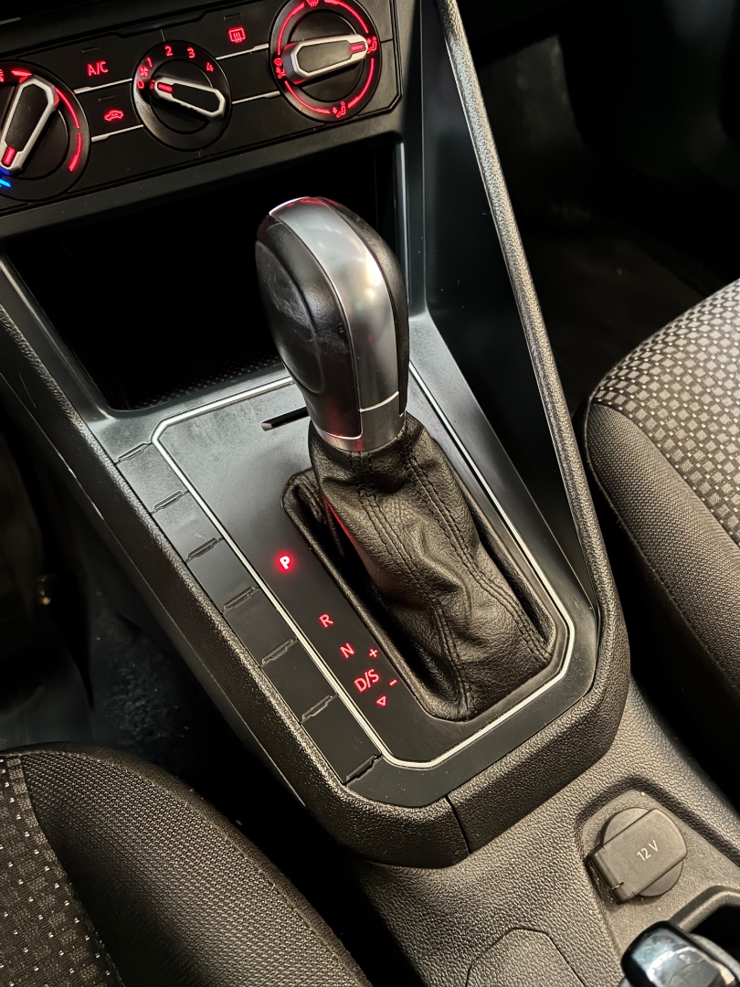VOLKSWAGEN VIRTUS