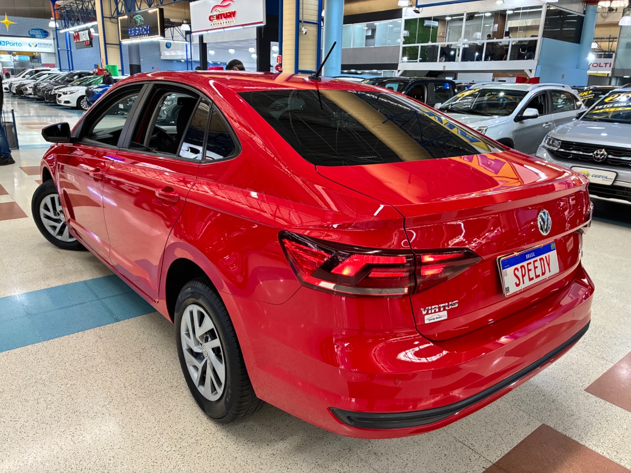 VOLKSWAGEN VIRTUS