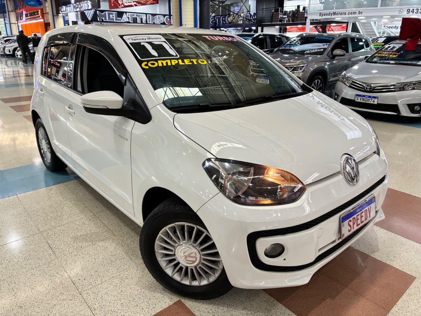 VOLKSWAGEN UP
