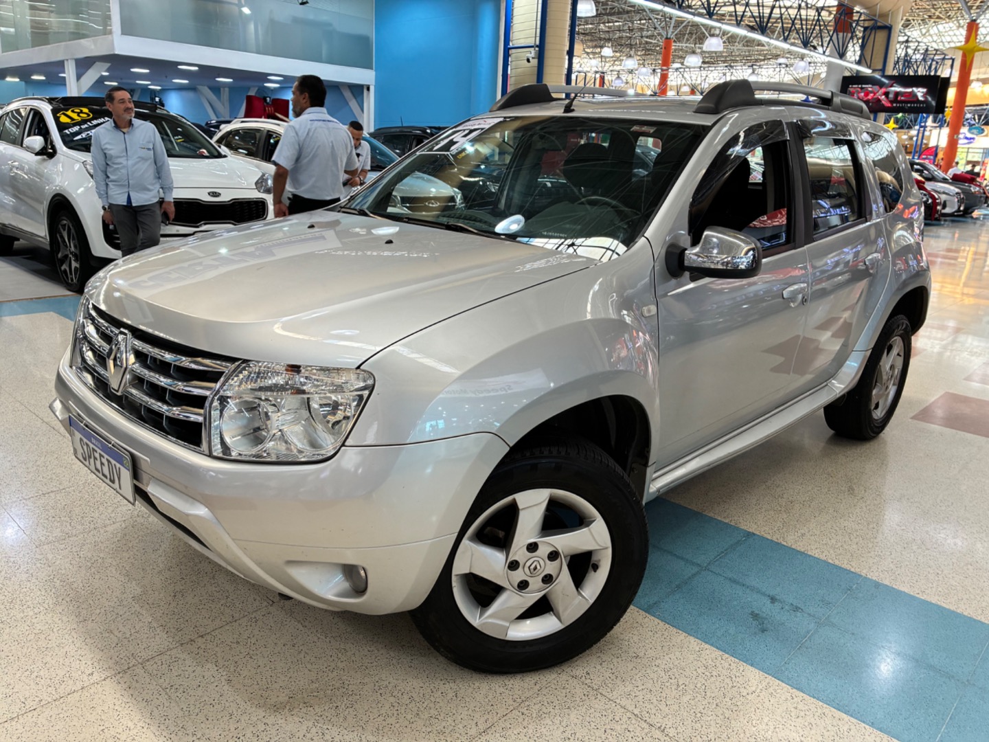 RENAULT DUSTER
