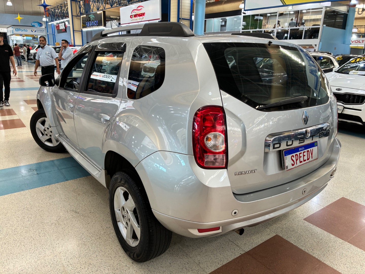 RENAULT DUSTER