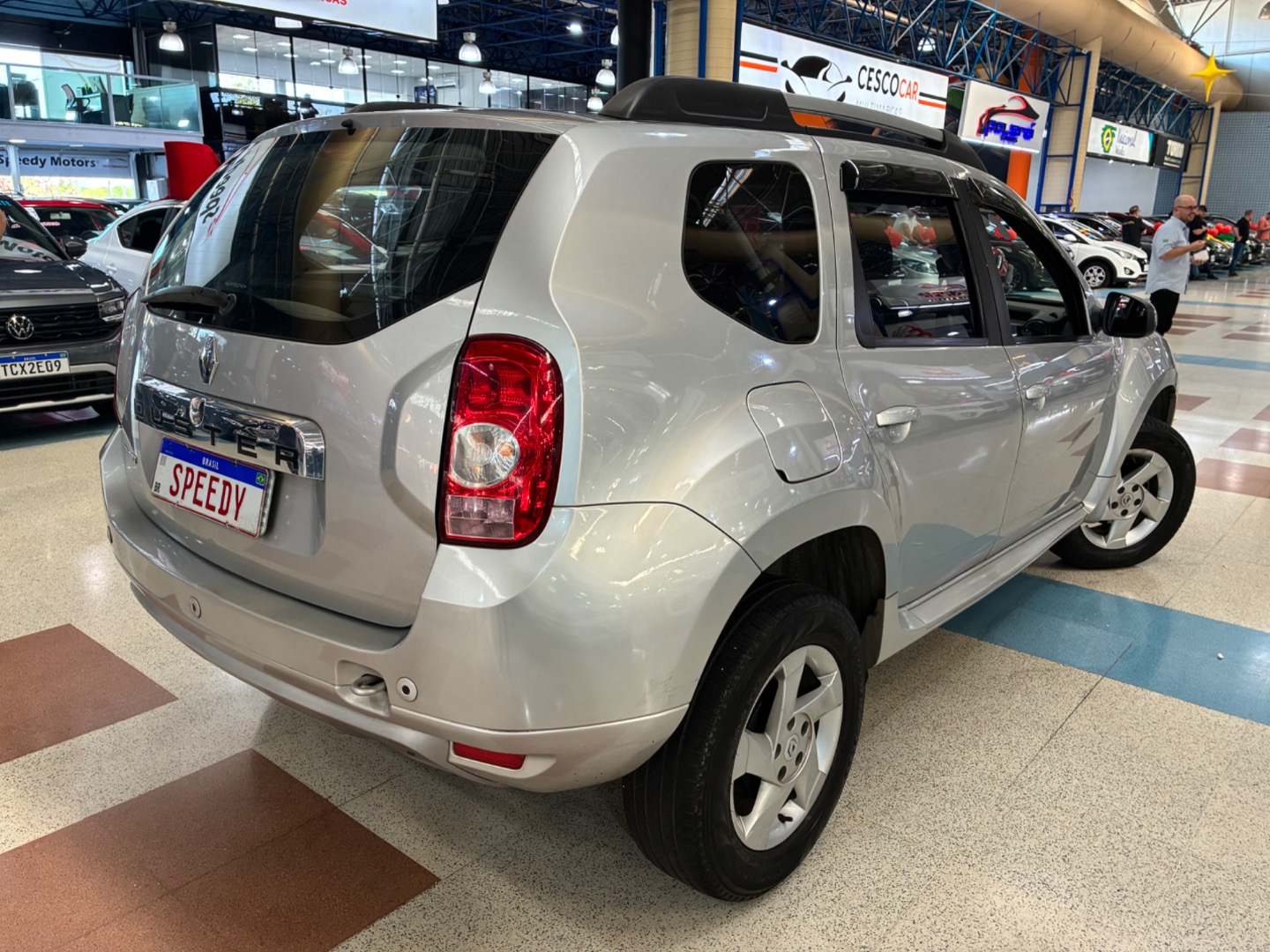 RENAULT DUSTER