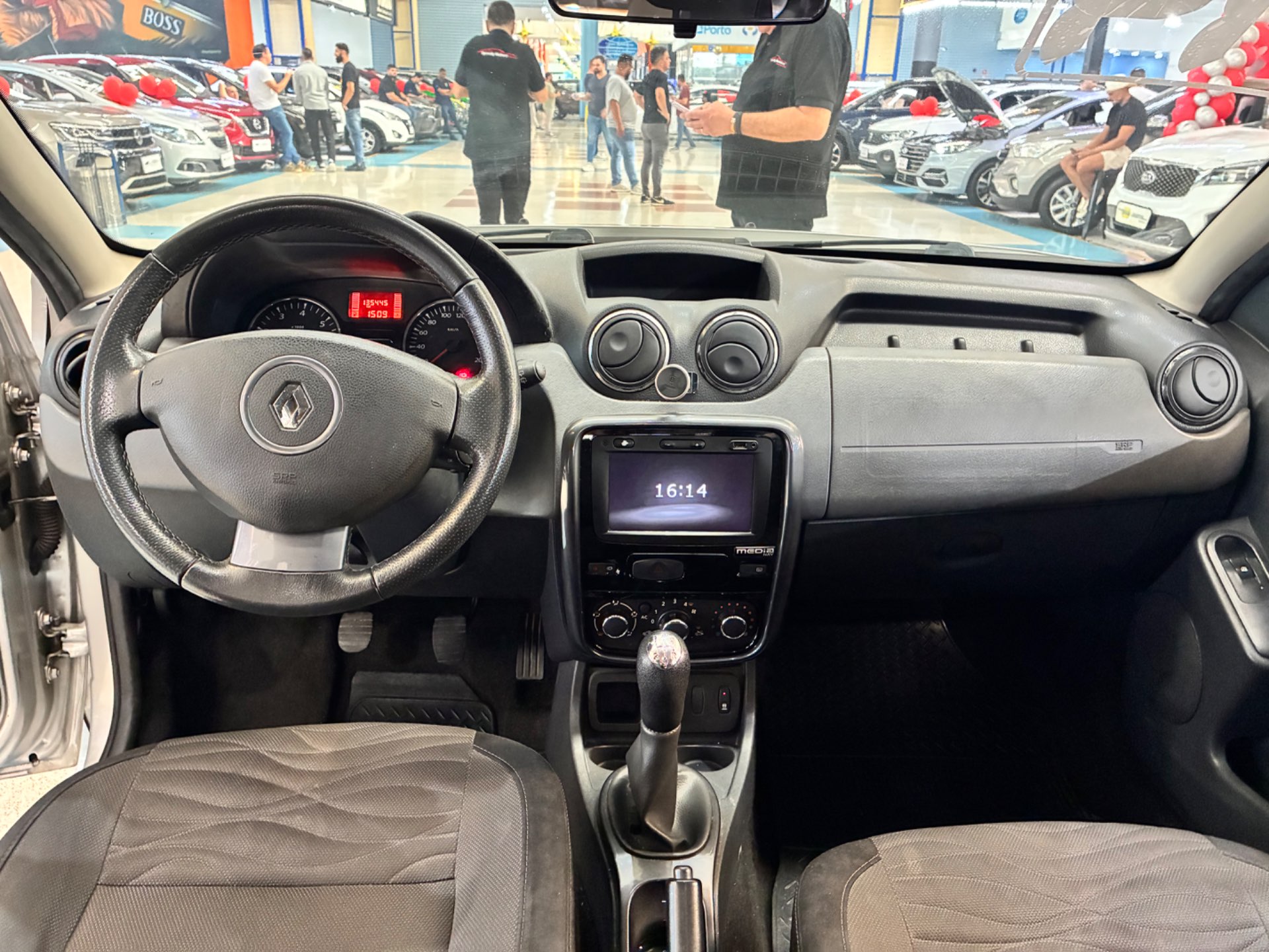 RENAULT DUSTER