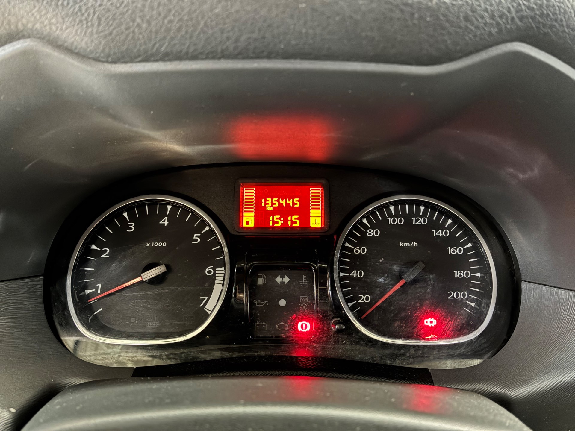 RENAULT DUSTER