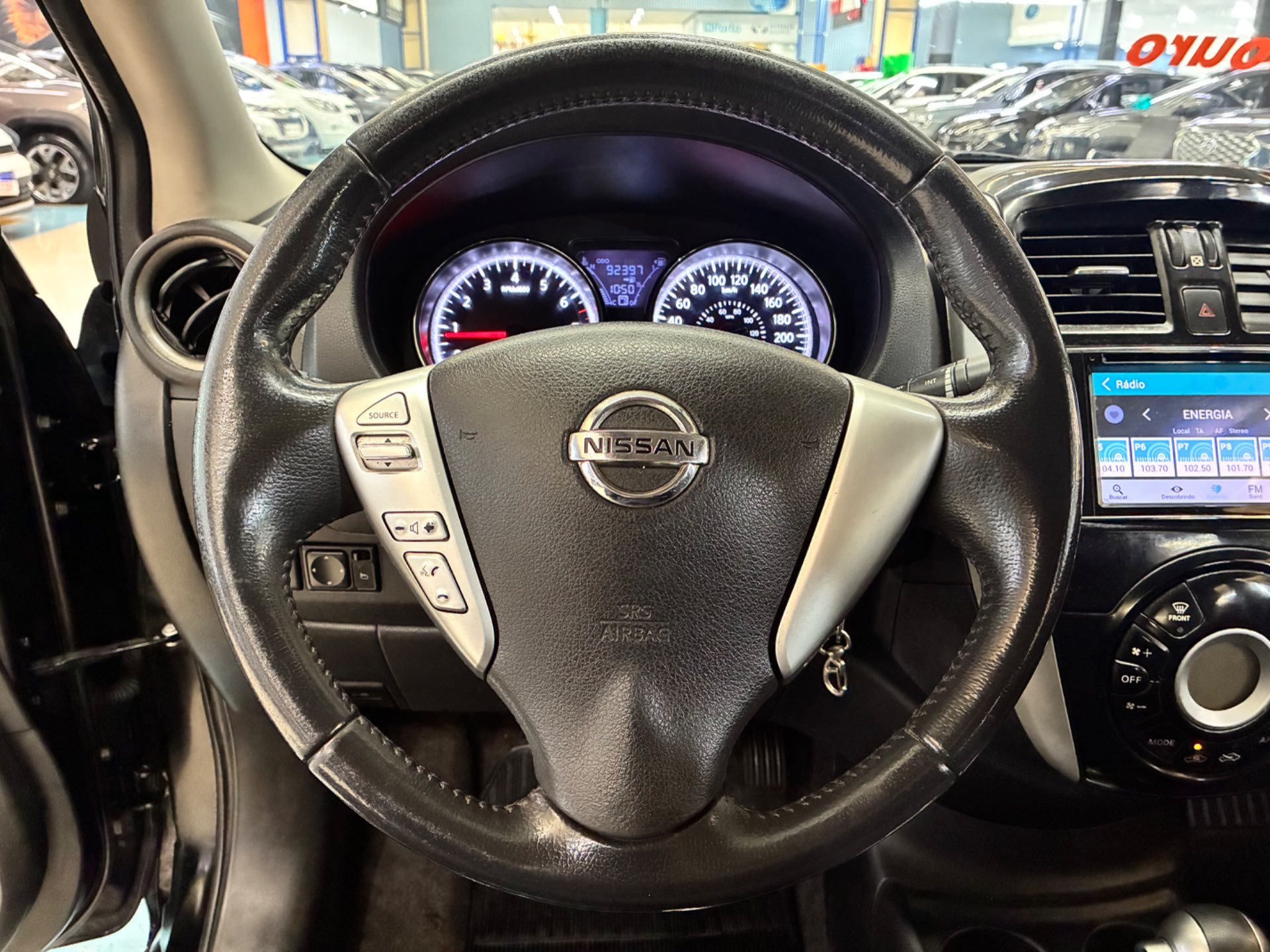 NISSAN VERSA