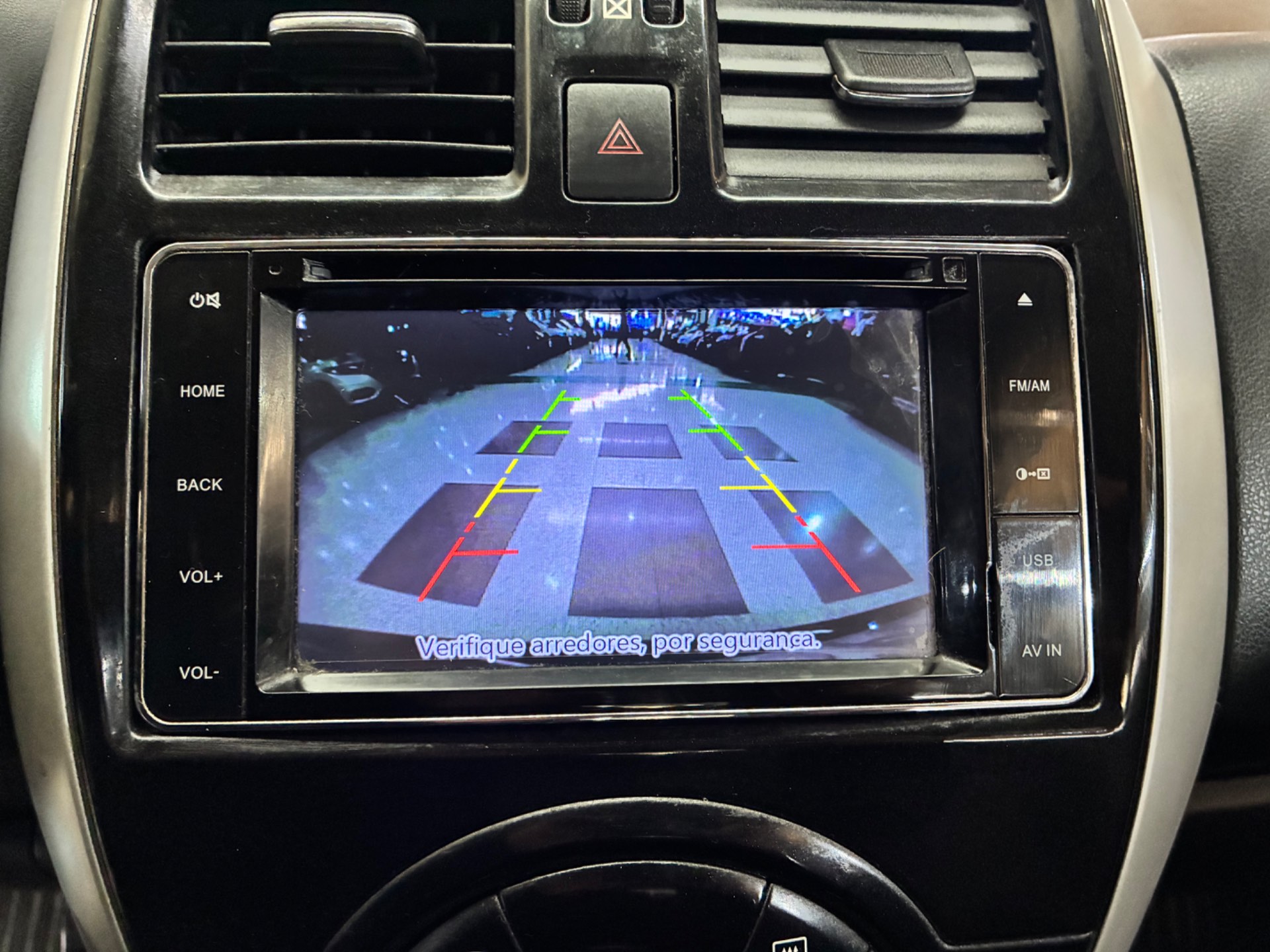 NISSAN VERSA
