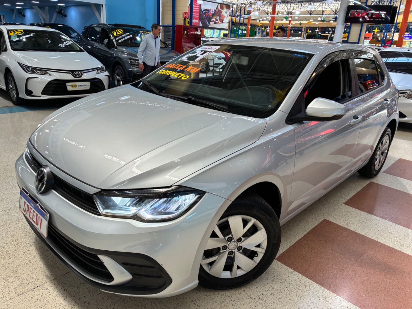 VOLKSWAGEN POLO