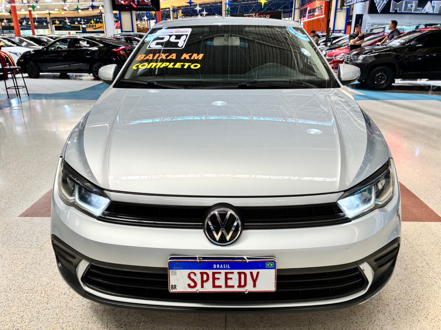 VOLKSWAGEN POLO