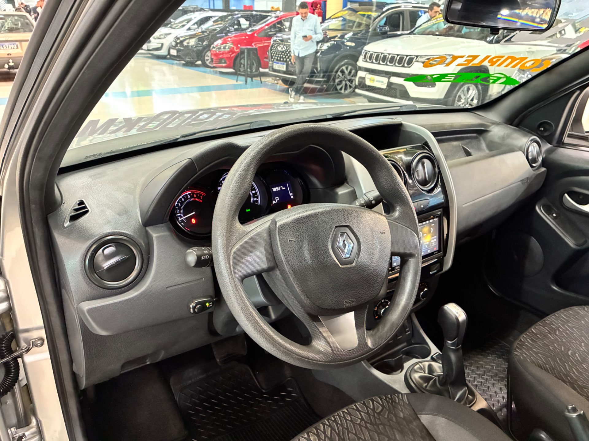 RENAULT DUSTER