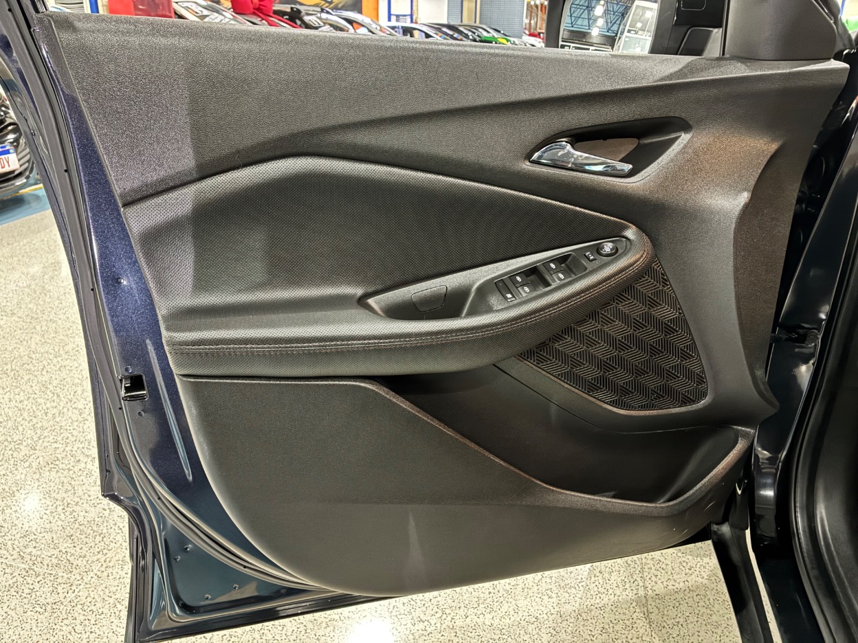 CHEVROLET MONTANA