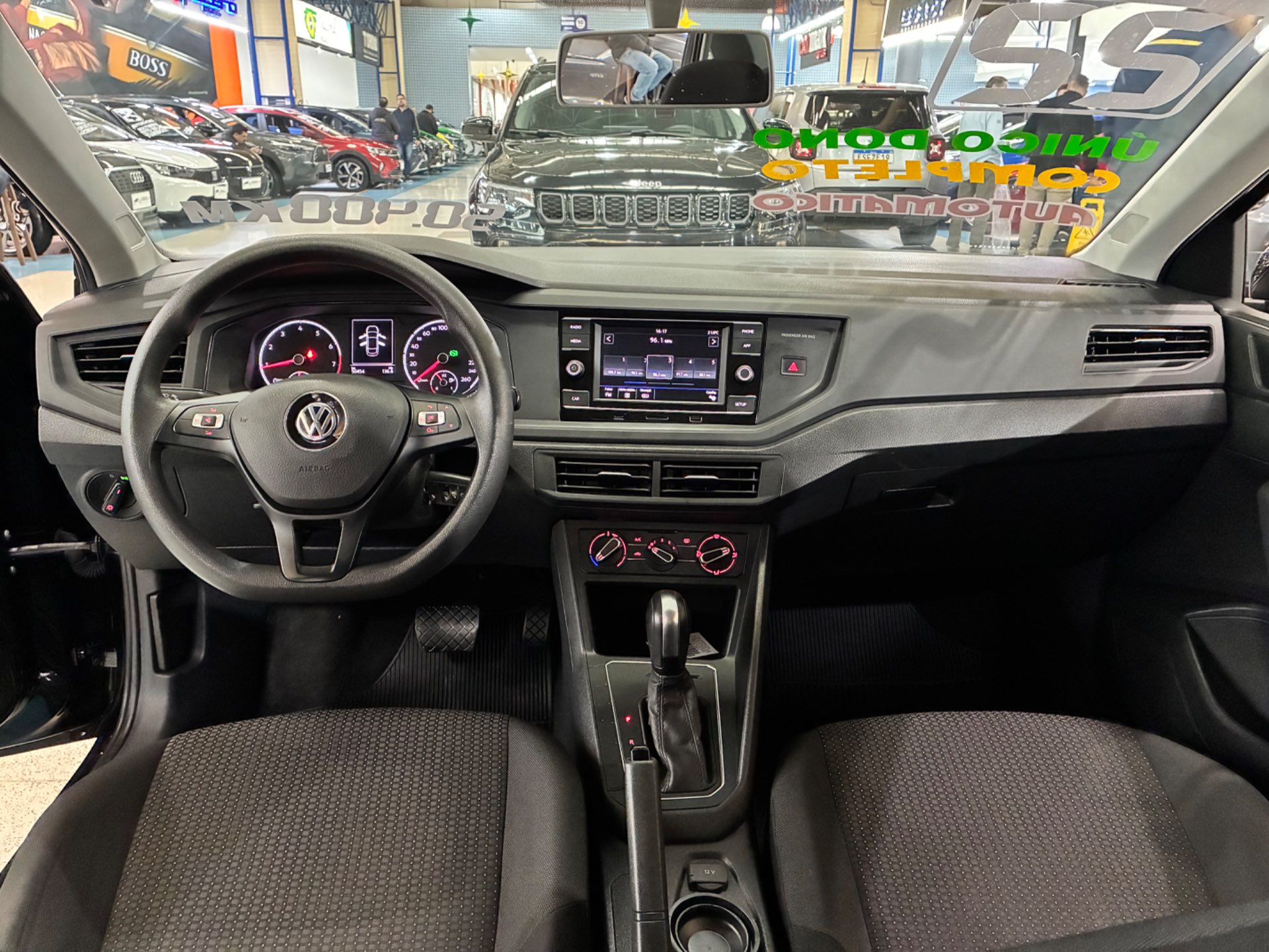 VOLKSWAGEN VIRTUS