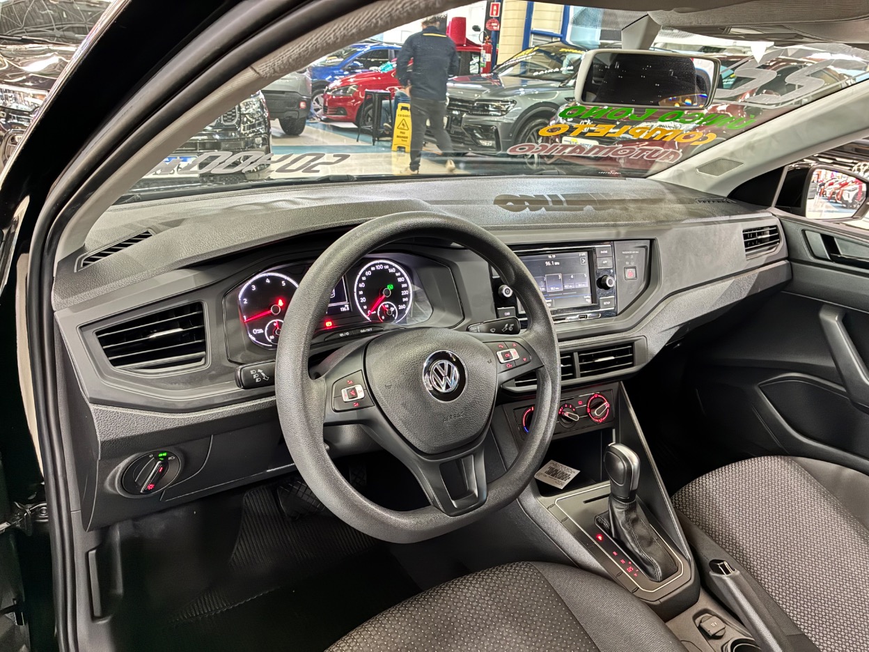 VOLKSWAGEN VIRTUS