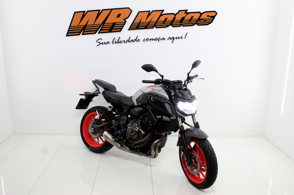 YAMAHA MT-07 ABS
