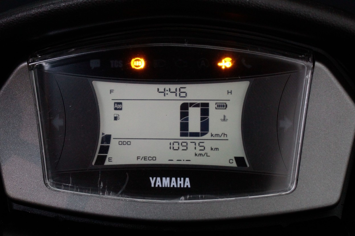 YAMAHA NMAX CONNECTED 160 ABS