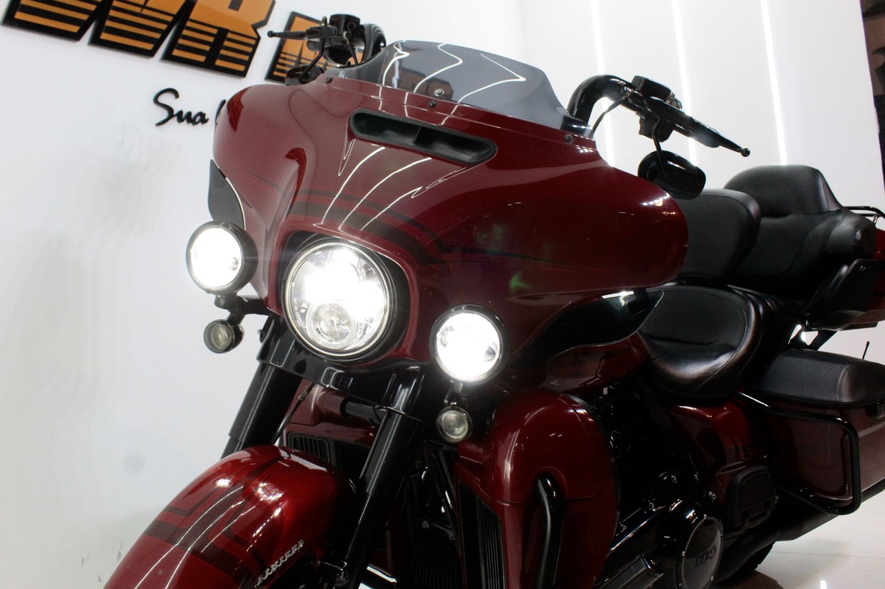 HARLEY-DAVIDSON ULTRA GLIDE LIMITED FLHTK
