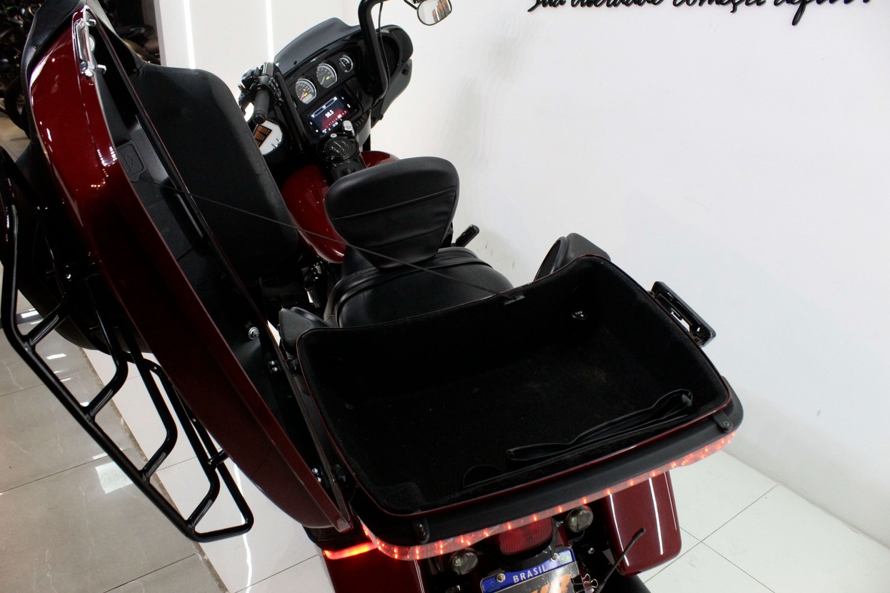 HARLEY-DAVIDSON ULTRA GLIDE LIMITED FLHTK