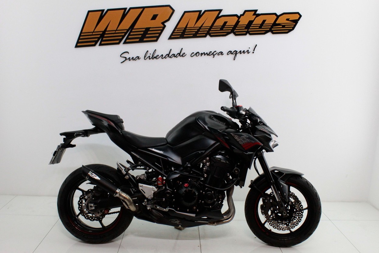 KAWASAKI Z900