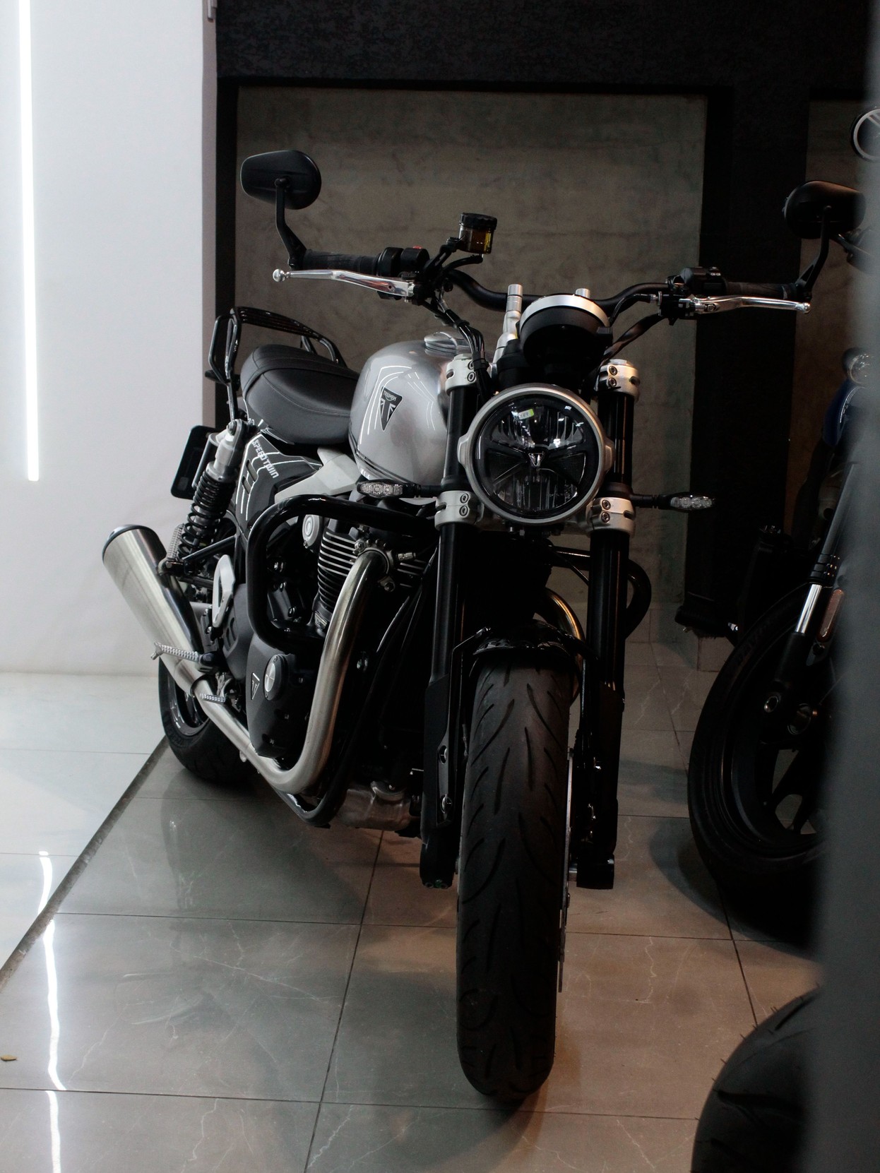 TRIUMPH SPEED TWIN 