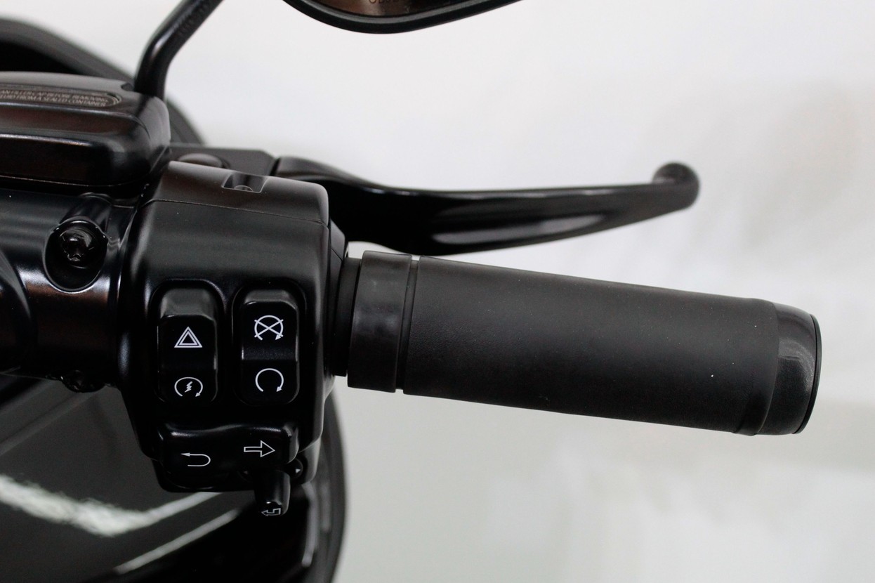 HARLEY-DAVIDSON ROAD GLIDE LIMITED