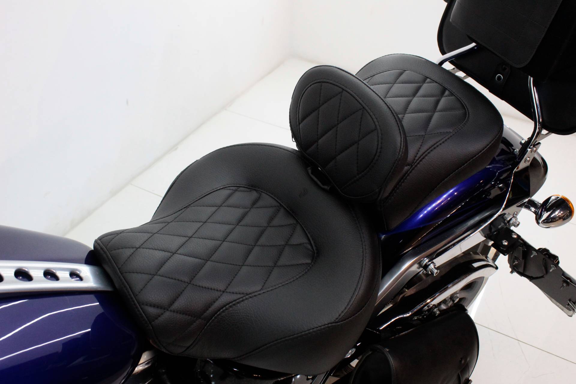 HARLEY-DAVIDSON SOFTAIL FAT BOY 114