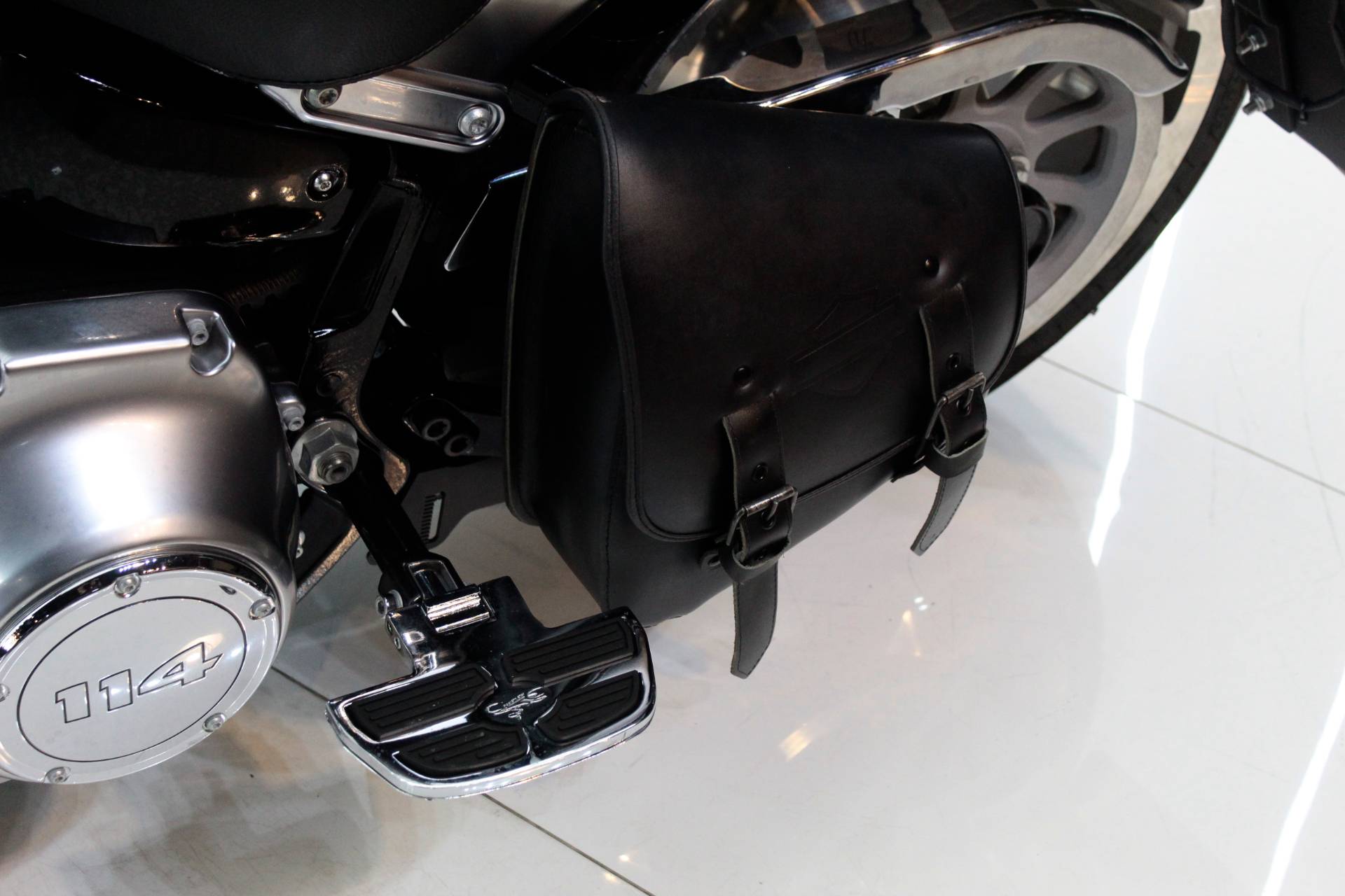 HARLEY-DAVIDSON SOFTAIL FAT BOY 114