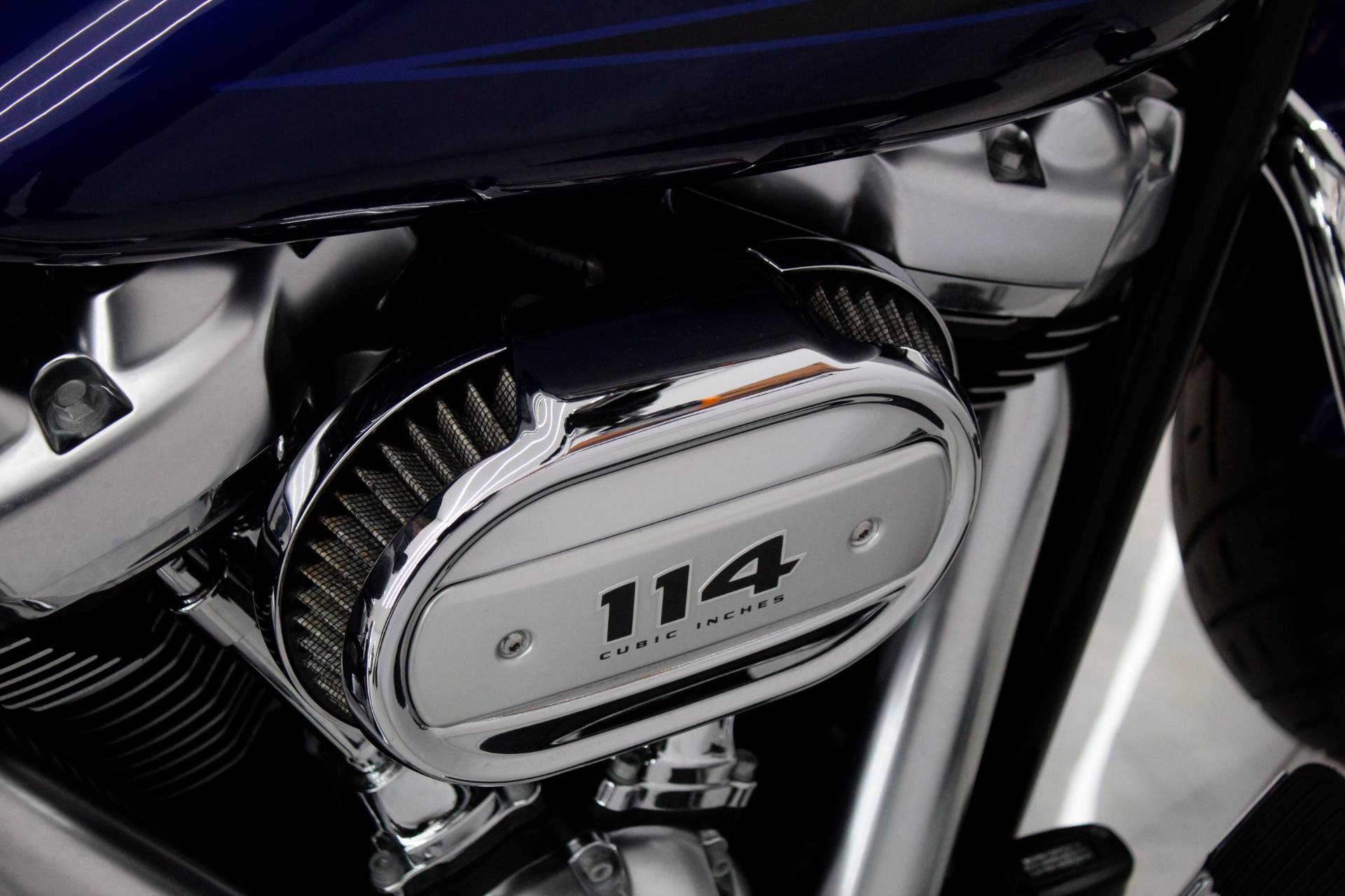 HARLEY-DAVIDSON SOFTAIL FAT BOY 114