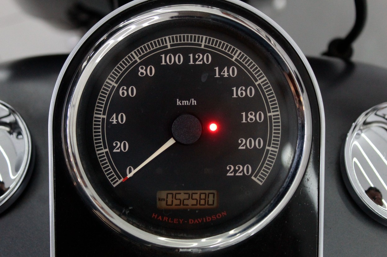 HARLEY-DAVIDSON FAT BOY FLSTF
