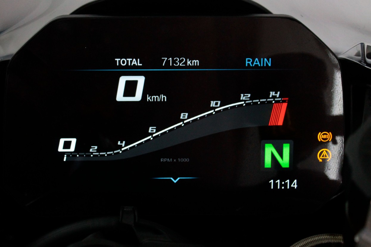 BMW S 1000 RR M CARBON