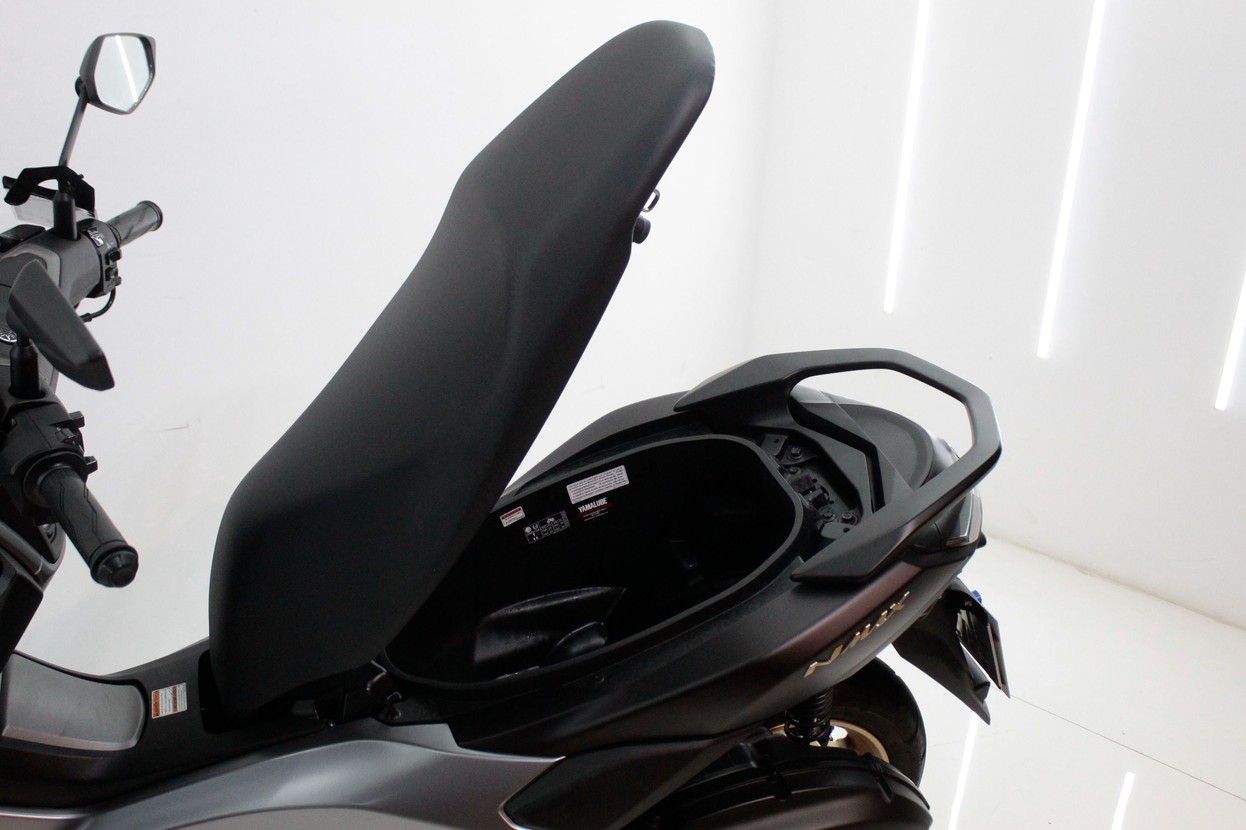 YAMAHA NMAX CONNECTED 160 ABS