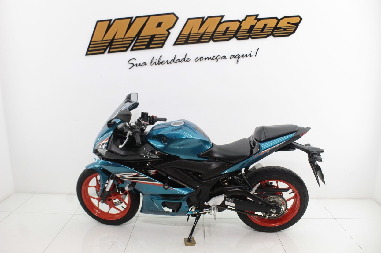 YAMAHA YZF R3 ABS