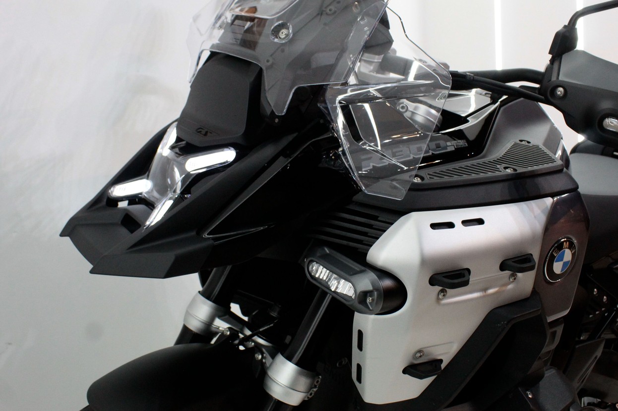 BMW R 1300 GSA TRIPLE BLACK ASA