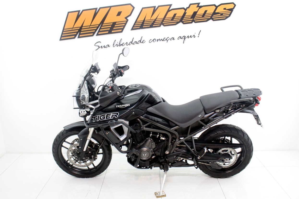 TRIUMPH TIGER 800 XRT
