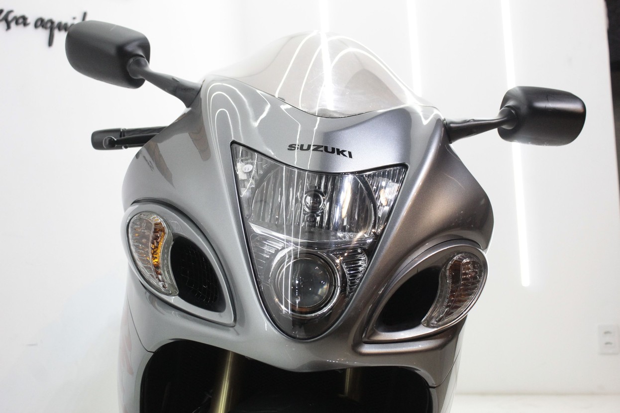 SUZUKI HAYABUSA GSX 1300RA