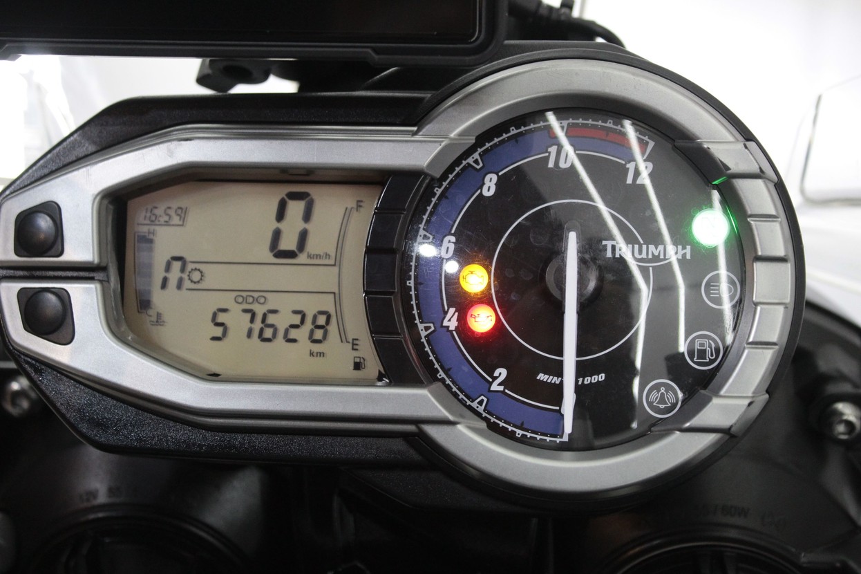 TRIUMPH TIGER 800XC
