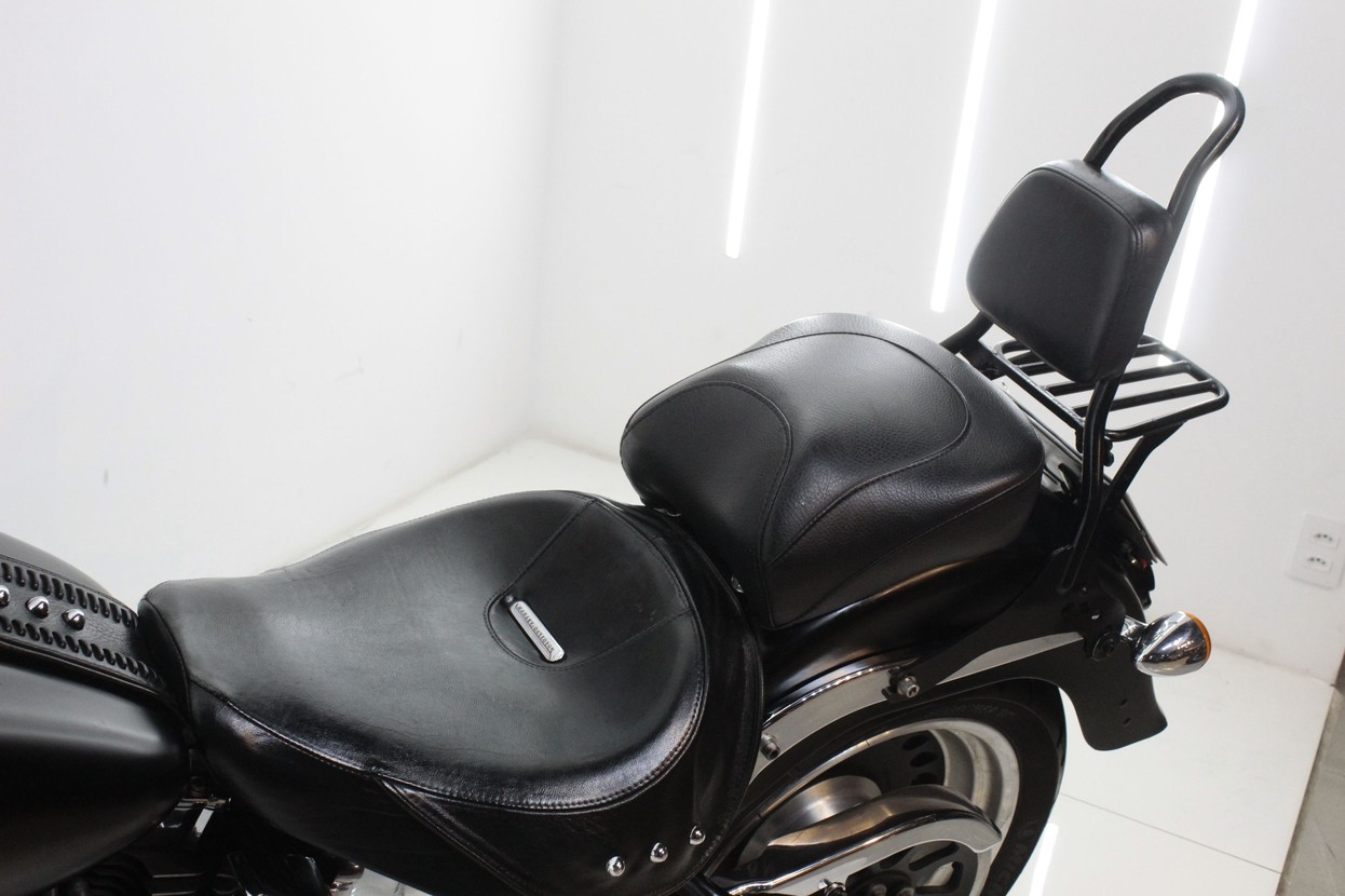 HARLEY-DAVIDSON FAT BOY FLSTF