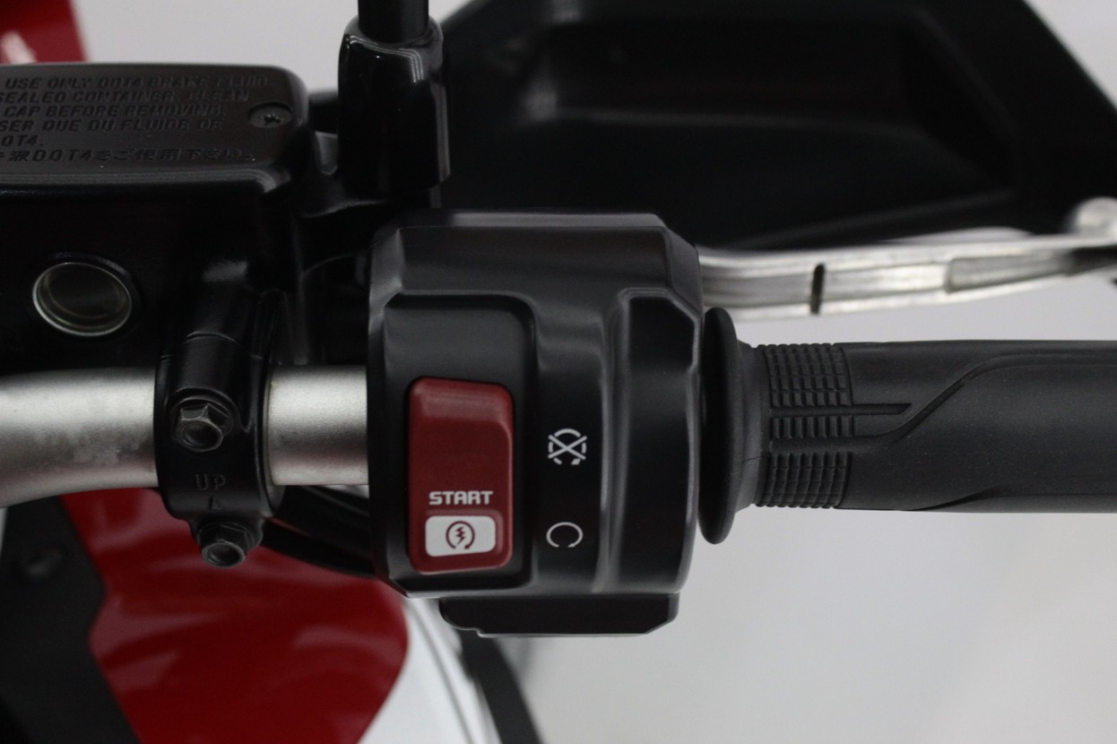 HONDA CRF 1000L AFRICA TWIN ABS