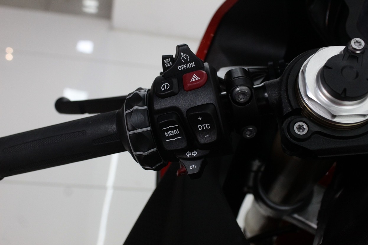 BMW S 1000 RR