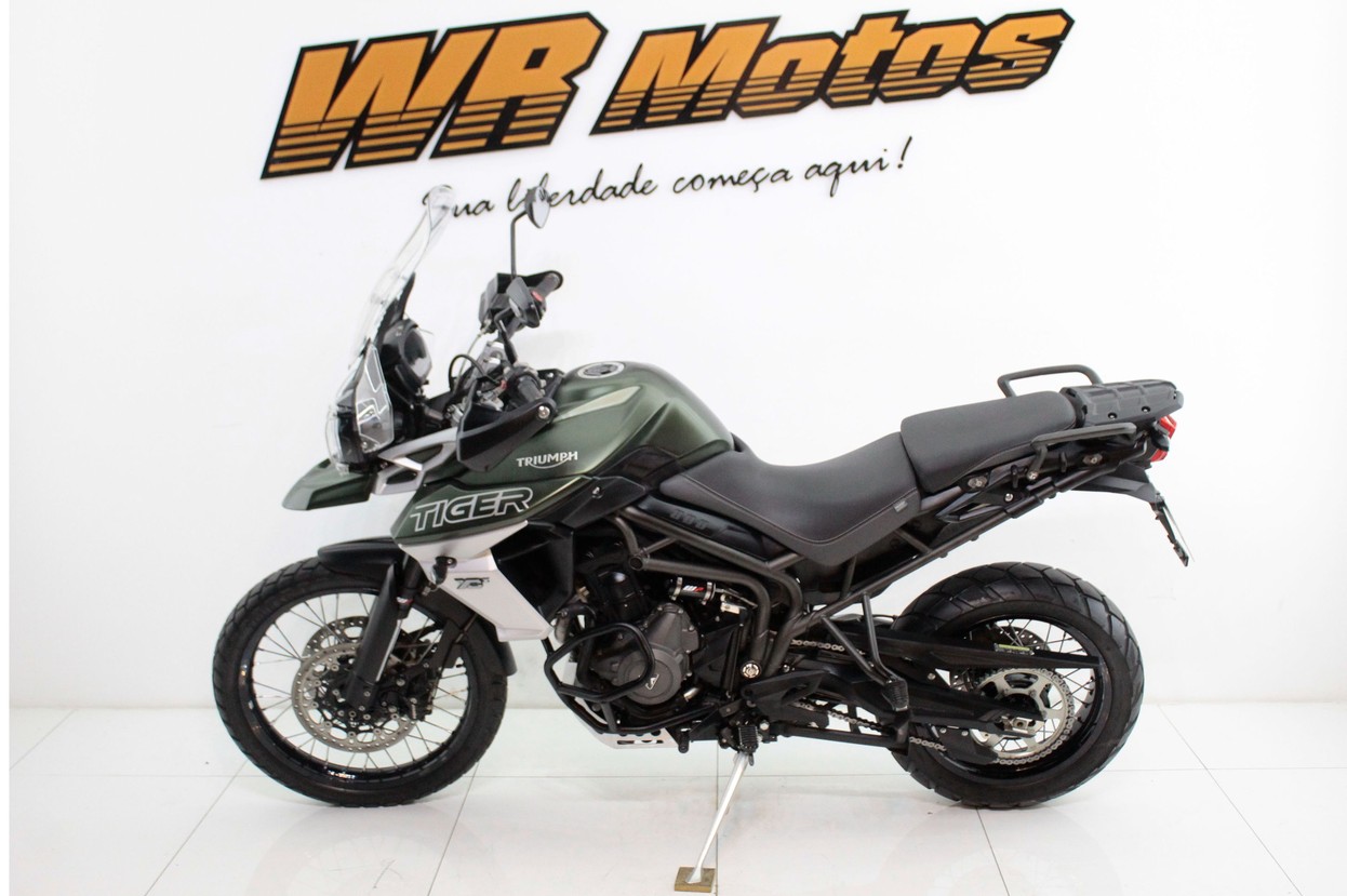 TRIUMPH TIGER 800 XCX