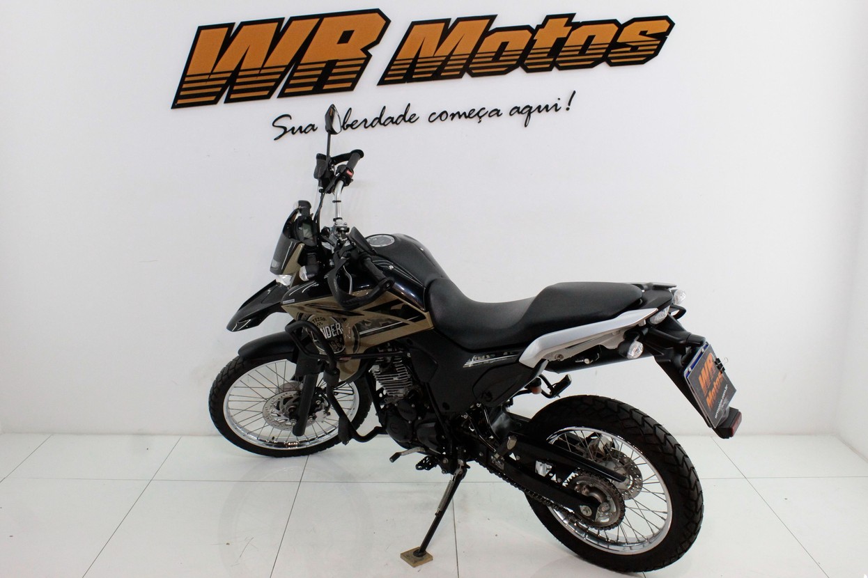 YAMAHA XTZ 250 LANDER CONNECTED