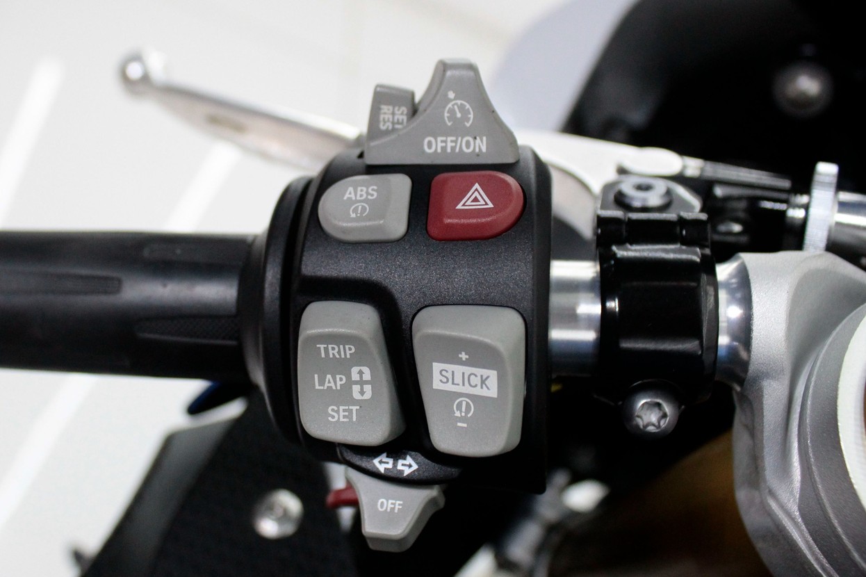 BMW S 1000 RR