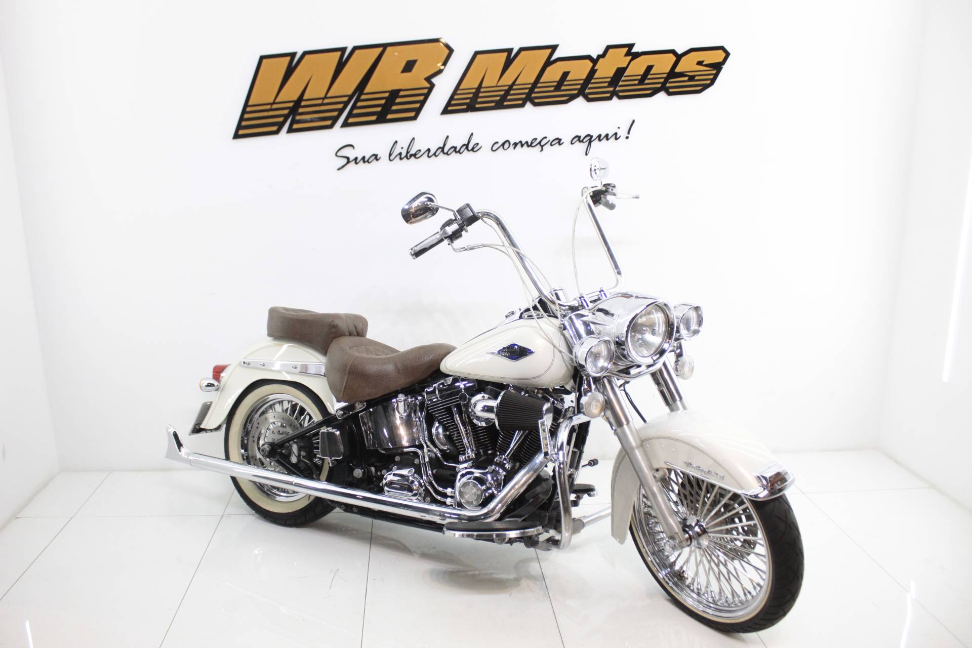 HARLEY-DAVIDSON HERITAGE SOFTAIL CLASSIC