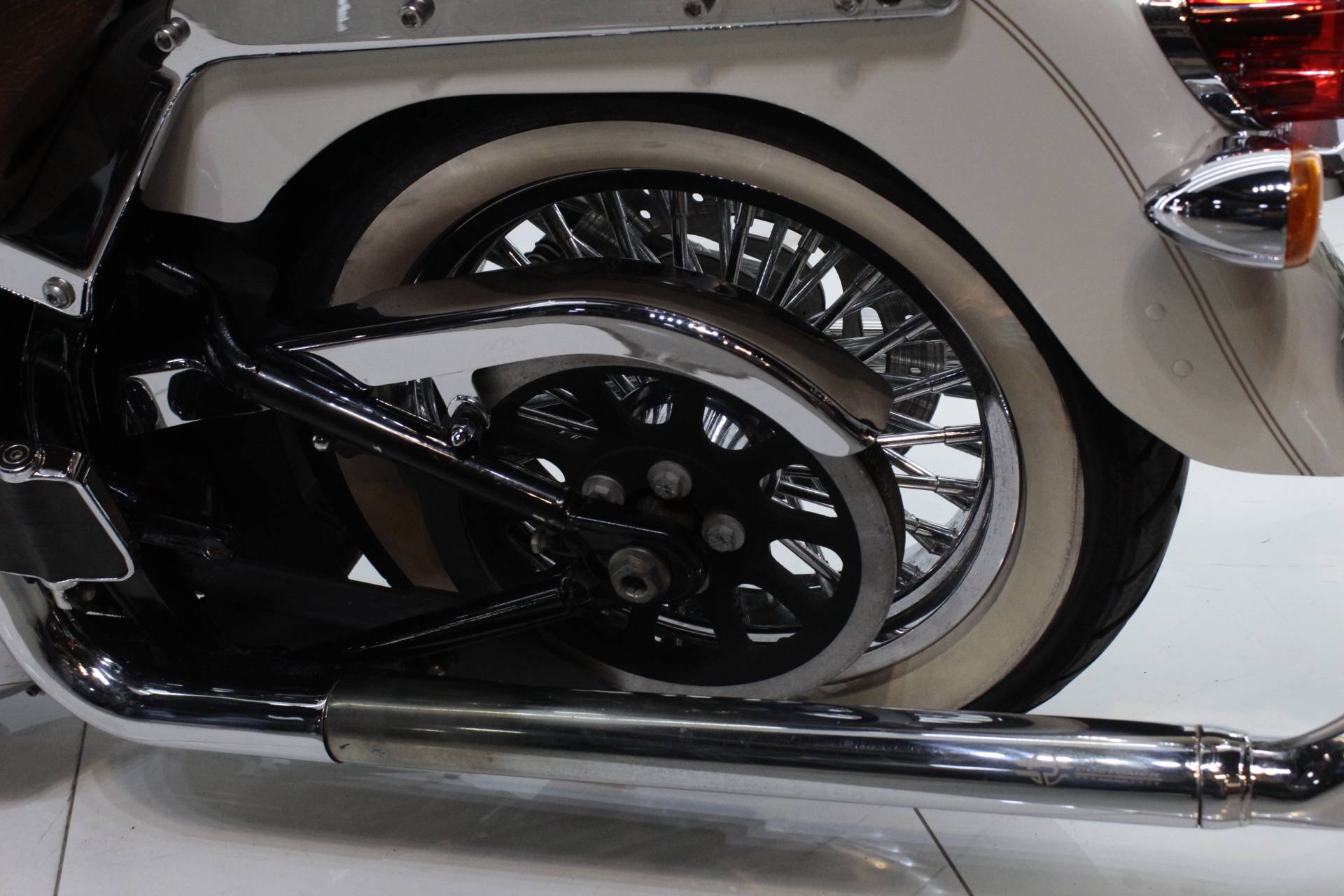 HARLEY-DAVIDSON HERITAGE SOFTAIL CLASSIC